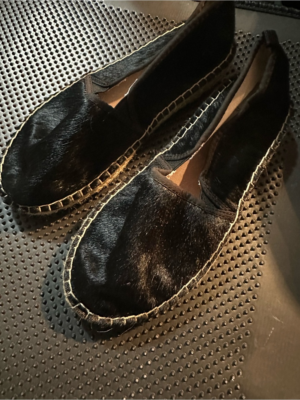 Black Women's Slip-On Espadrille Flats - Classic Comfort
